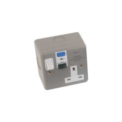 Europa RCD Socket Switched 1G Metalclad